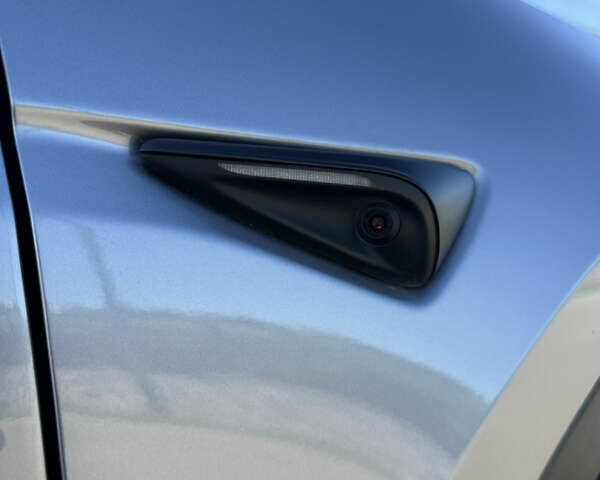 Серый Тесла Model Y, объемом двигателя 0 л и пробегом 11 тыс. км за 33900 $, фото 12 на Automoto.ua