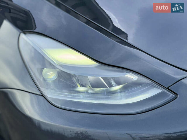Сірий Тесла Model Y, об'ємом двигуна 0 л та пробігом 13 тис. км за 29999 $, фото 11 на Automoto.ua