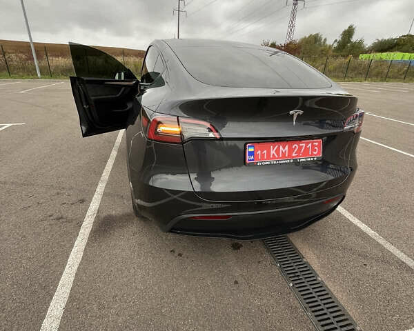 Тесла Model Y 2024 в Ровно на Automoto.ua Серый Тесла Model Y, объемом двигателя 0 л и пробегом 11 тыс. км за 33600 $, фото 1 на Automoto.ua