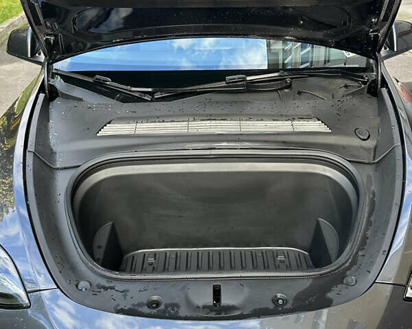 Сірий Тесла Model Y, об'ємом двигуна 0 л та пробігом 12 тис. км за 32500 $, фото 14 на Automoto.ua