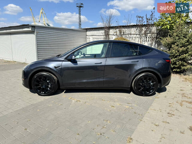 Серый Тесла Model Y, объемом двигателя 0 л и пробегом 4 тыс. км за 33333 $, фото 10 на Automoto.ua