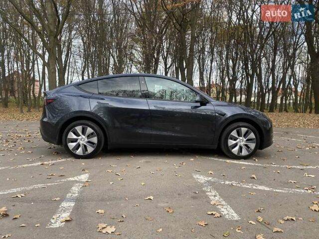 Сірий Тесла Model Y, об'ємом двигуна 0 л та пробігом 33 тис. км за 31000 $, фото 2 на Automoto.ua