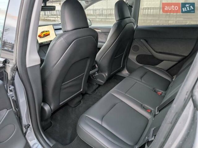 Серый Тесла Model Y, объемом двигателя 0 л и пробегом 6 тыс. км за 42900 $, фото 25 на Automoto.ua