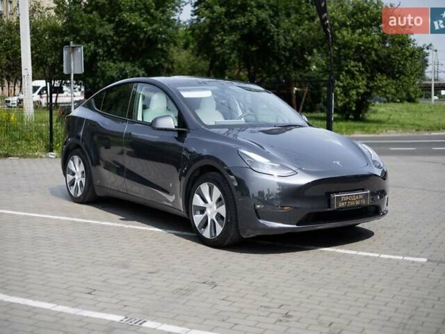 Серый Тесла Model Y, объемом двигателя 0 л и пробегом 24 тыс. км за 29500 $, фото 12 на Automoto.ua