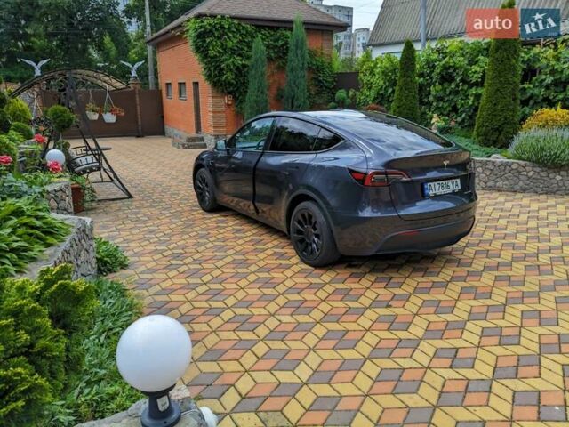 Серый Тесла Model Y, объемом двигателя 0 л и пробегом 16 тыс. км за 26200 $, фото 11 на Automoto.ua