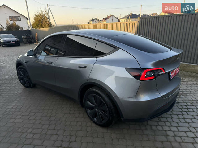 Серый Тесла Model Y, объемом двигателя 0 л и пробегом 9 тыс. км за 19800 $, фото 14 на Automoto.ua