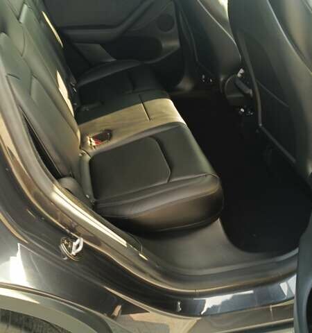 Серый Тесла Model Y, объемом двигателя 0 л и пробегом 20 тыс. км за 29600 $, фото 15 на Automoto.ua