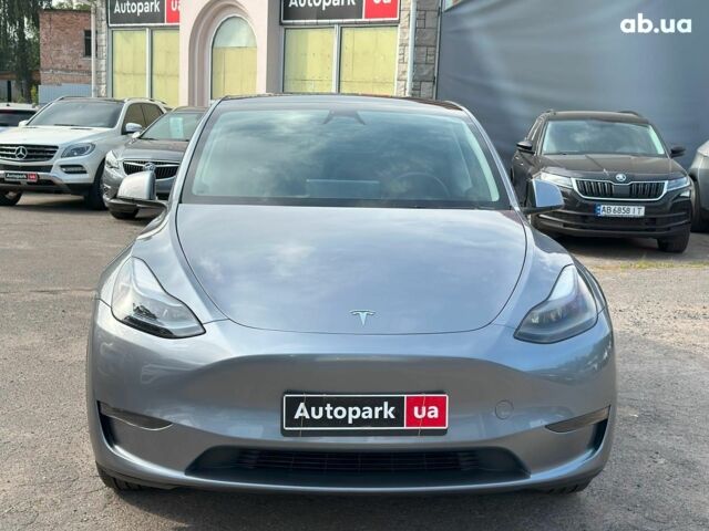 Серый Тесла Model Y, объемом двигателя 0 л и пробегом 7 тыс. км за 28480 $, фото 2 на Automoto.ua