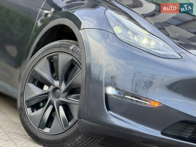 Сірий Тесла Model Y, об'ємом двигуна 0 л та пробігом 13 тис. км за 29999 $, фото 9 на Automoto.ua