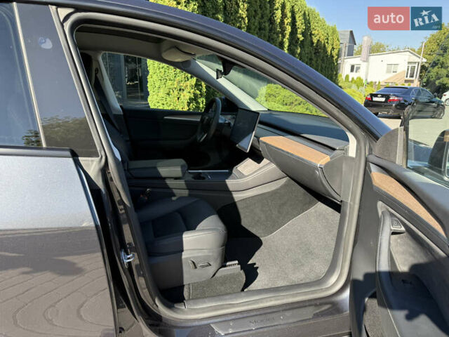 Серый Тесла Model Y, объемом двигателя 0 л и пробегом 12 тыс. км за 29500 $, фото 63 на Automoto.ua