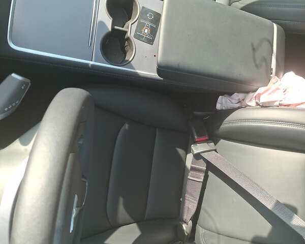 Серый Тесла Model Y, объемом двигателя 0 л и пробегом 7 тыс. км за 19990 $, фото 10 на Automoto.ua