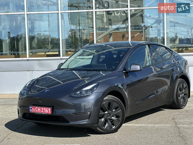 Серый Тесла Model Y, объемом двигателя 0 л и пробегом 1 тыс. км за 35490 $, фото 63 на Automoto.ua