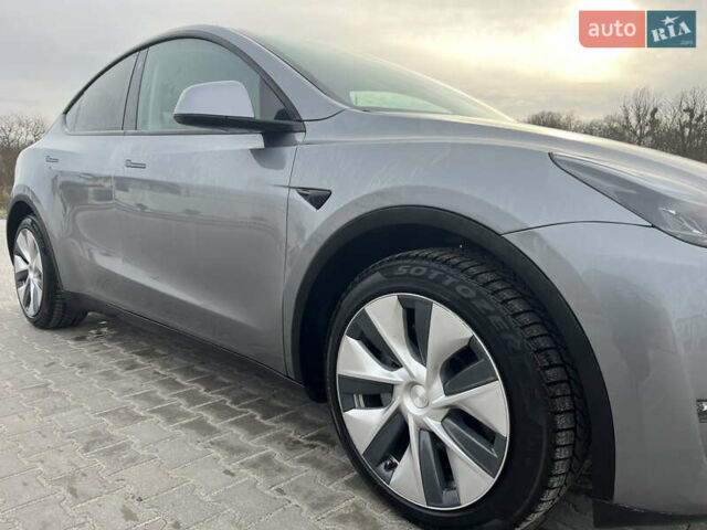 Сірий Тесла Model Y, об'ємом двигуна 0 л та пробігом 29 тис. км за 32000 $, фото 6 на Automoto.ua