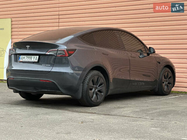 Серый Тесла Model Y, объемом двигателя 0 л и пробегом 2 тыс. км за 35490 $, фото 19 на Automoto.ua