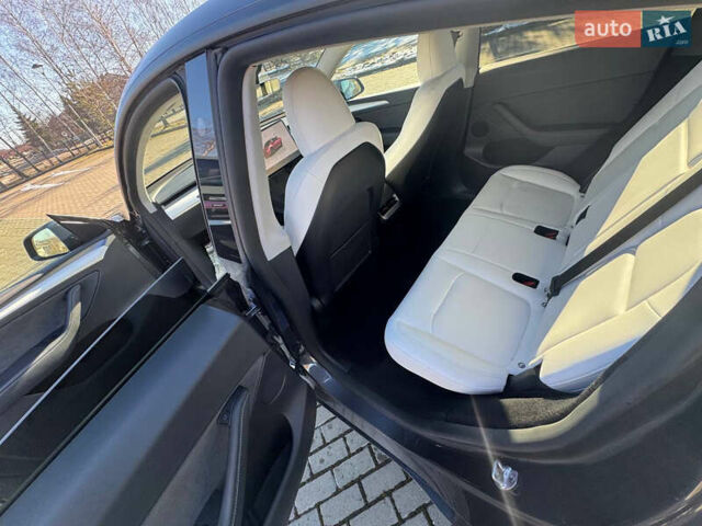 Серый Тесла Model Y, объемом двигателя 0 л и пробегом 9 тыс. км за 29500 $, фото 133 на Automoto.ua