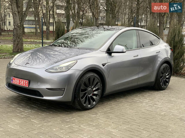 Серый Тесла Model Y, объемом двигателя 0 л и пробегом 5 тыс. км за 42500 $, фото 3 на Automoto.ua