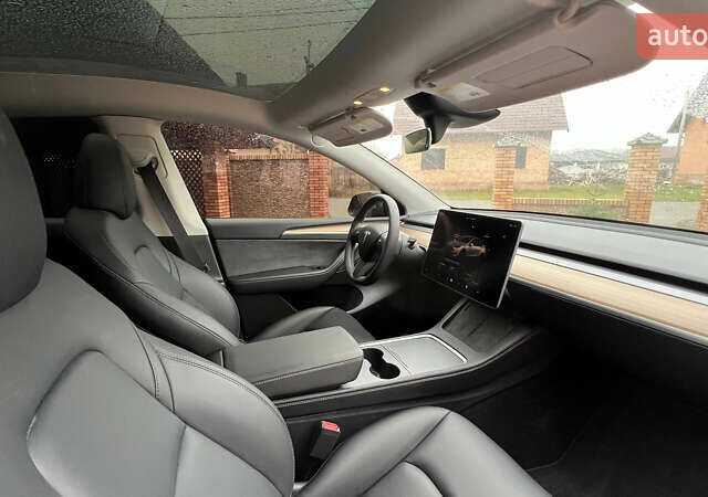 Серый Тесла Model Y, объемом двигателя 0 л и пробегом 21 тыс. км за 24000 $, фото 20 на Automoto.ua