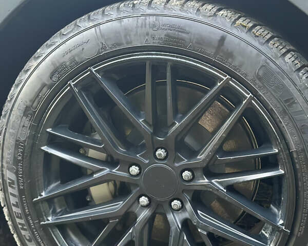 Серый Тесла Model Y, объемом двигателя 0 л и пробегом 17 тыс. км за 28000 $, фото 7 на Automoto.ua