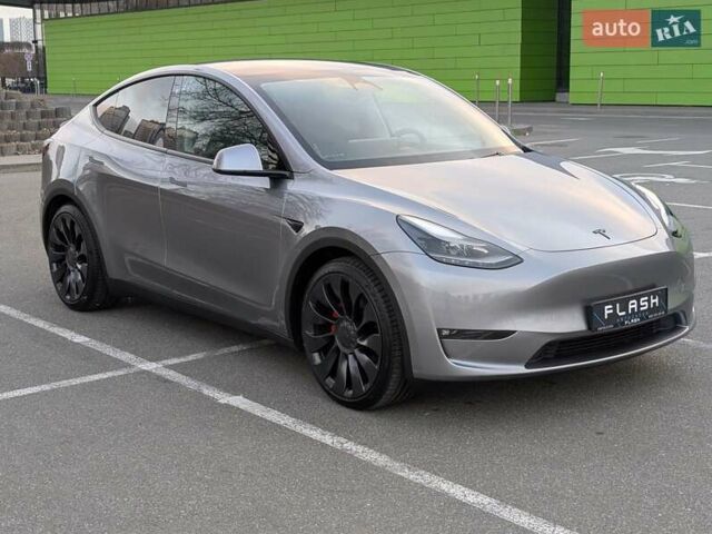 Серый Тесла Model Y, объемом двигателя 0 л и пробегом 6 тыс. км за 42900 $, фото 4 на Automoto.ua