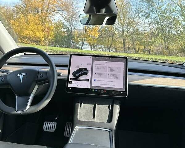 Сірий Тесла Model Y, об'ємом двигуна 0 л та пробігом 25 тис. км за 35500 $, фото 6 на Automoto.ua
