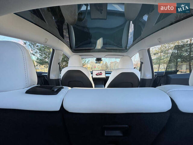 Серый Тесла Model Y, объемом двигателя 0 л и пробегом 9 тыс. км за 29500 $, фото 82 на Automoto.ua