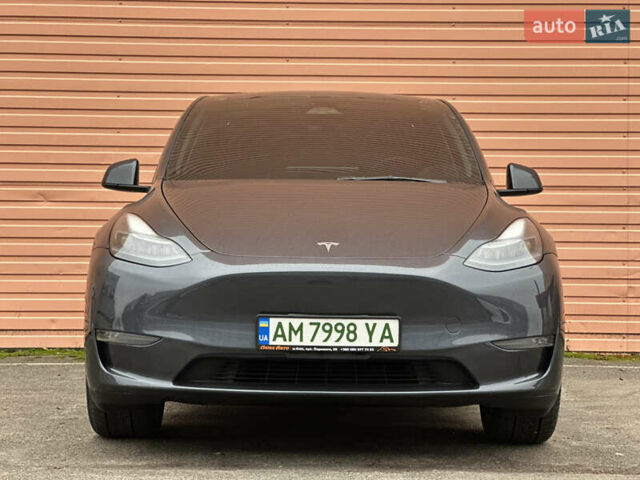 Серый Тесла Model Y, объемом двигателя 0 л и пробегом 2 тыс. км за 35490 $, фото 2 на Automoto.ua