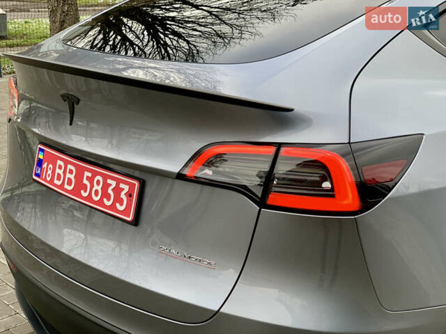 Серый Тесла Model Y, объемом двигателя 0 л и пробегом 5 тыс. км за 42500 $, фото 9 на Automoto.ua