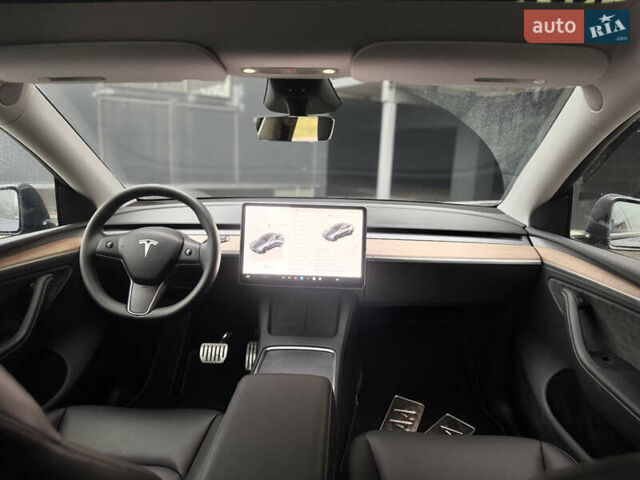 Сірий Тесла Model Y, об'ємом двигуна 0 л та пробігом 8 тис. км за 33300 $, фото 13 на Automoto.ua