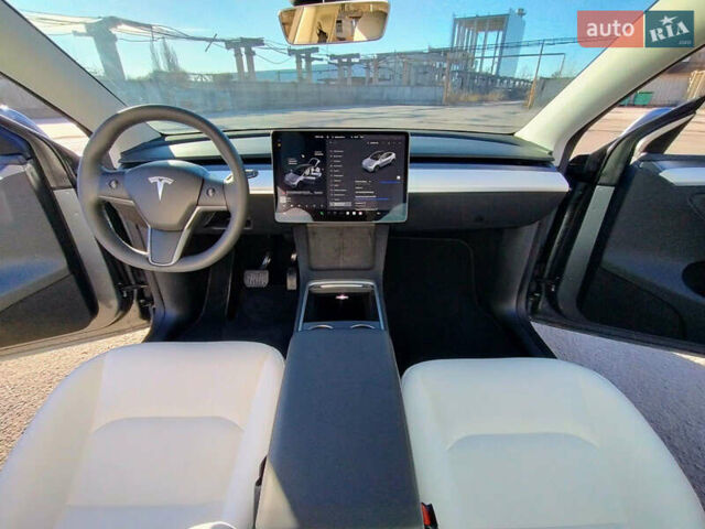 Сірий Тесла Model Y, об'ємом двигуна 0 л та пробігом 15 тис. км за 29988 $, фото 23 на Automoto.ua