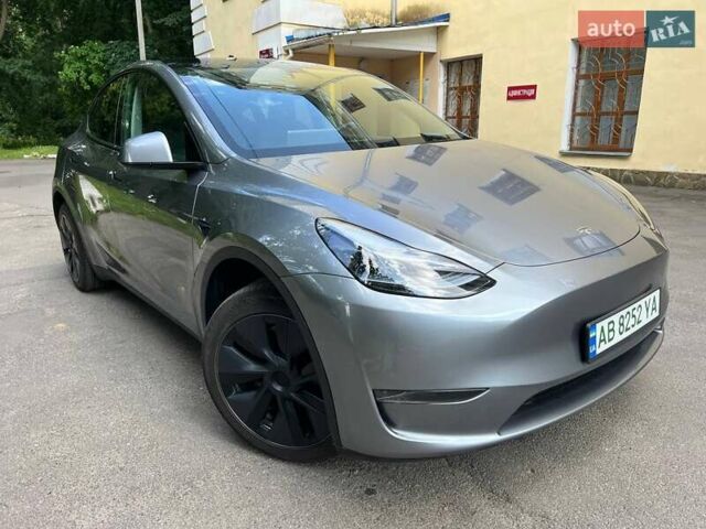 Серый Тесла Model Y, объемом двигателя 0 л и пробегом 3 тыс. км за 25500 $, фото 7 на Automoto.ua