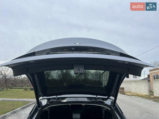 Сірий Тесла Model Y, об'ємом двигуна 0 л та пробігом 29 тис. км за 32000 $, фото 10 на Automoto.ua