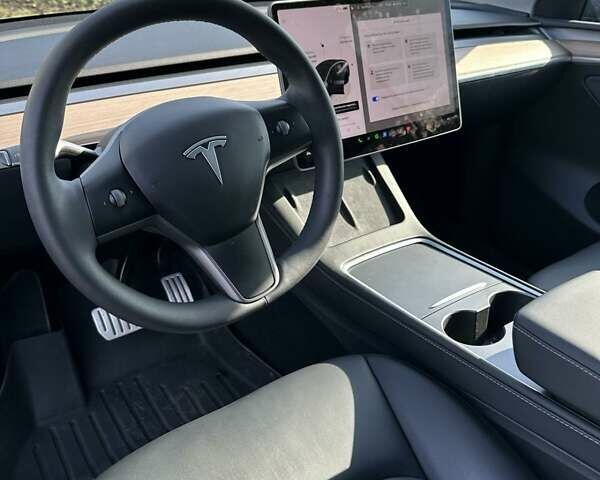 Сірий Тесла Model Y, об'ємом двигуна 0 л та пробігом 25 тис. км за 35500 $, фото 12 на Automoto.ua