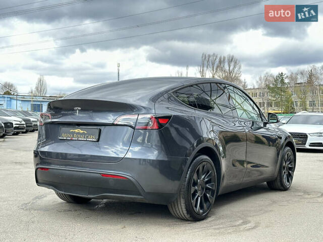 Серый Тесла Model Y, объемом двигателя 0 л и пробегом 1 тыс. км за 39900 $, фото 9 на Automoto.ua