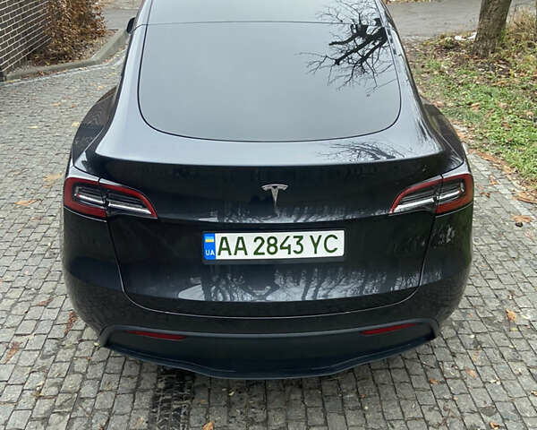 Серый Тесла Model Y, объемом двигателя 0 л и пробегом 5 тыс. км за 26000 $, фото 4 на Automoto.ua