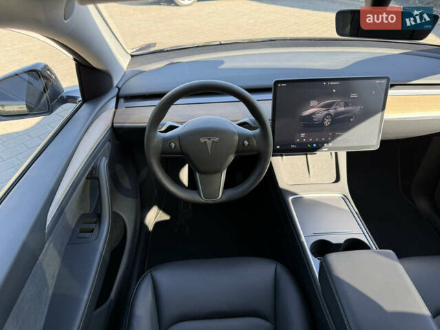 Серый Тесла Model Y, объемом двигателя 0 л и пробегом 12 тыс. км за 29500 $, фото 48 на Automoto.ua