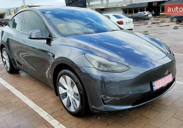 Серый Тесла Model Y, объемом двигателя 0 л и пробегом 11 тыс. км за 30599 $, фото 6 на Automoto.ua