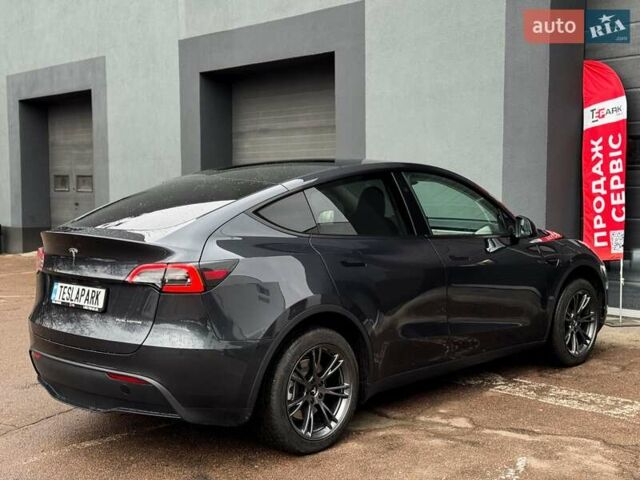 Серый Тесла Model Y, объемом двигателя 0 л и пробегом 24 тыс. км за 33500 $, фото 9 на Automoto.ua