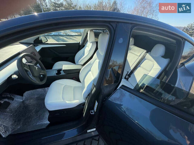 Серый Тесла Model Y, объемом двигателя 0 л и пробегом 9 тыс. км за 29500 $, фото 130 на Automoto.ua