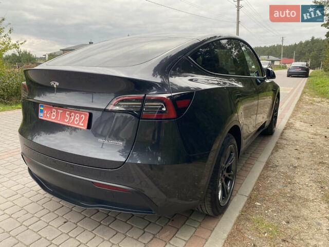 Серый Тесла Model Y, объемом двигателя 0 л и пробегом 12 тыс. км за 30800 $, фото 4 на Automoto.ua