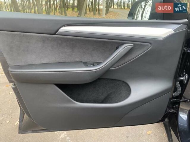 Сірий Тесла Model Y, об'ємом двигуна 0 л та пробігом 33 тис. км за 31000 $, фото 12 на Automoto.ua