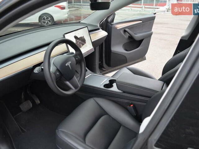 Сірий Тесла Model Y, об'ємом двигуна 0 л та пробігом 16 тис. км за 32000 $, фото 19 на Automoto.ua