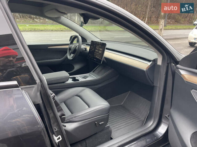 Сірий Тесла Model Y, об'ємом двигуна 0 л та пробігом 16 тис. км за 26000 $, фото 19 на Automoto.ua