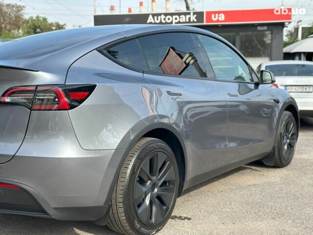 Серый Тесла Model Y, объемом двигателя 0 л и пробегом 7 тыс. км за 28480 $, фото 6 на Automoto.ua