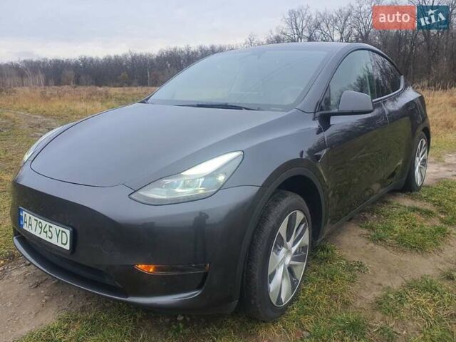 Серый Тесла Model Y, объемом двигателя 0 л и пробегом 25 тыс. км за 28000 $, фото 7 на Automoto.ua