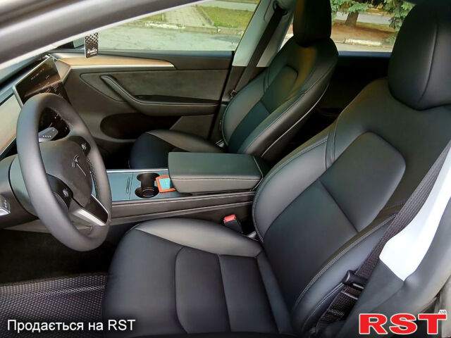 Серый Тесла Model Y, объемом двигателя 0.38 л и пробегом 6 тыс. км за 27000 $, фото 11 на Automoto.ua