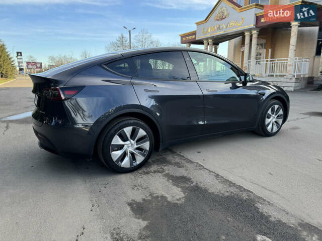 Серый Тесла Model Y, объемом двигателя 0 л и пробегом 9 тыс. км за 34000 $, фото 7 на Automoto.ua