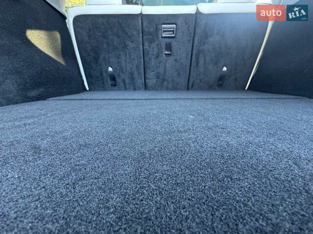 Серый Тесла Model Y, объемом двигателя 0 л и пробегом 9 тыс. км за 29500 $, фото 57 на Automoto.ua