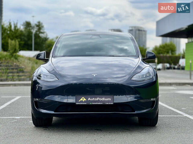 Серый Тесла Model Y, объемом двигателя 0 л и пробегом 13 тыс. км за 32999 $, фото 2 на Automoto.ua