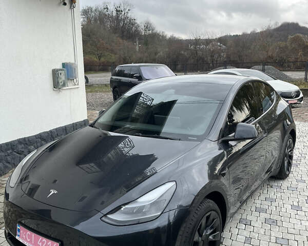 Серый Тесла Model Y, объемом двигателя 0 л и пробегом 33 тыс. км за 25000 $, фото 20 на Automoto.ua