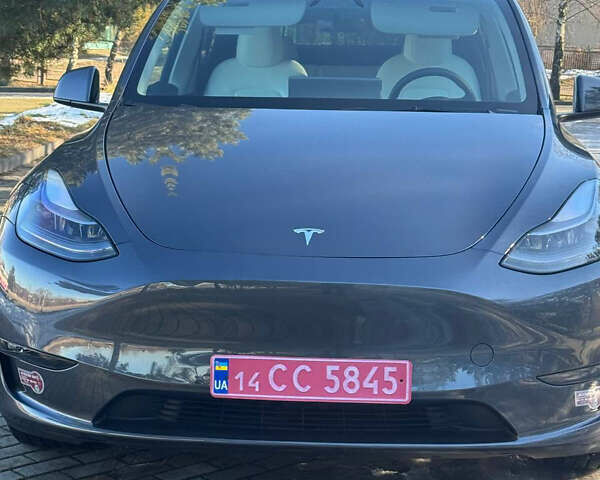 Серый Тесла Model Y, объемом двигателя 0 л и пробегом 9 тыс. км за 29500 $, фото 5 на Automoto.ua